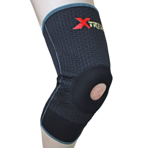 Extreme Dot Knee Guard / Black